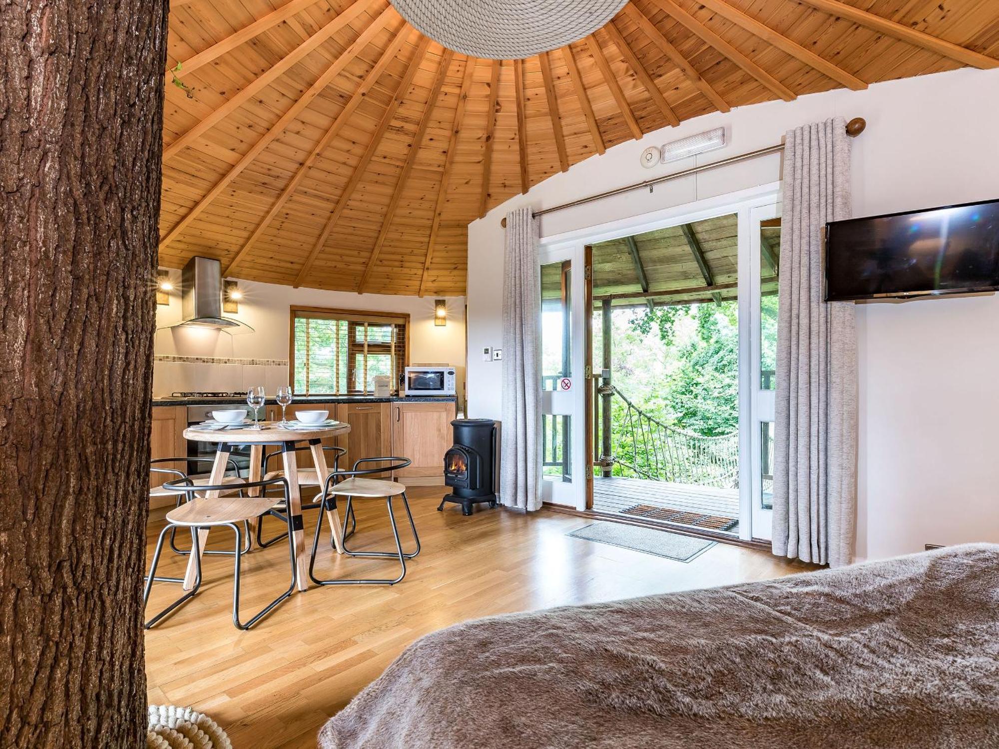 Bensfield Treehouse Villa Wadhurst Exterior photo